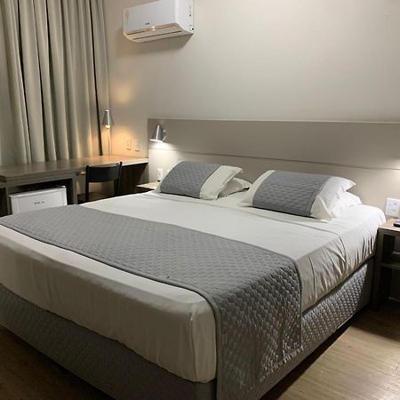 Hotel Valerim Itajai / Navegantes エクステリア 写真